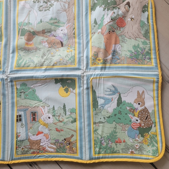 Vintage 90s Peter Rabbit changing mat for baby - Picture 4 of 6